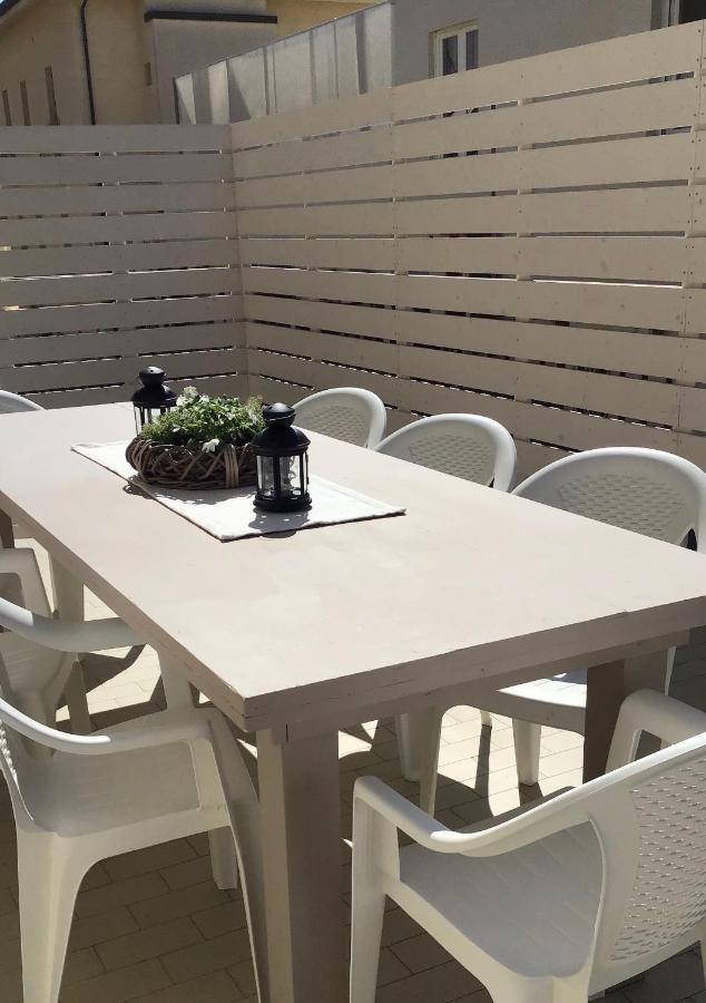 Apartamento Stella Di Mare Rímini Exterior foto