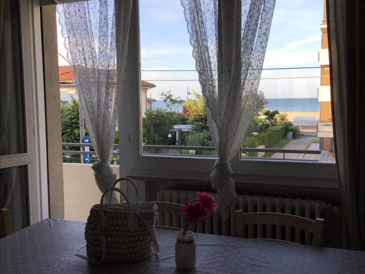 Apartamento Stella Di Mare Rímini Exterior foto